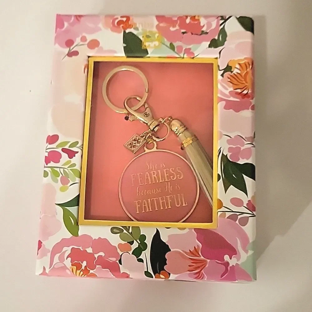 MARY SQUARE She Is Fearless Because He Is Faithful Keychain NWT  Pink